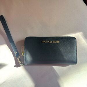 Micheal Kors black wristlet